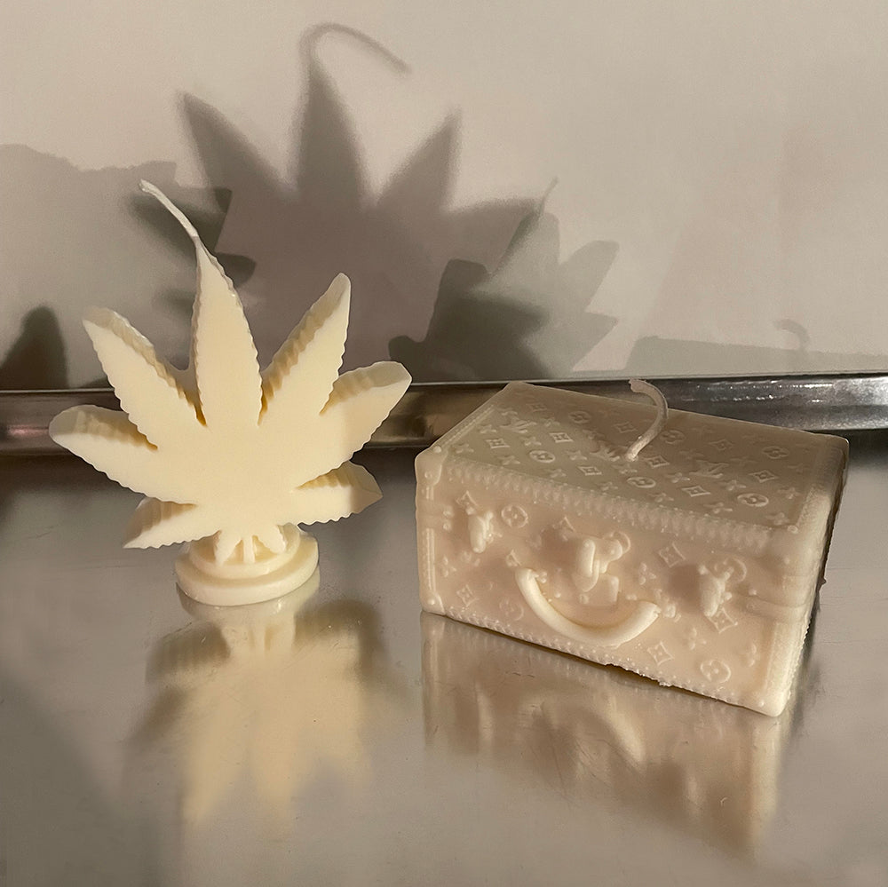 The Weed Leaf